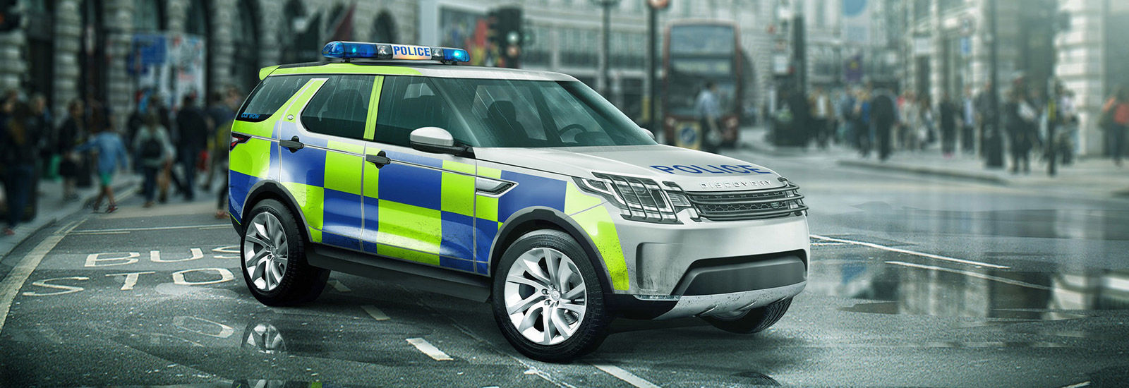 carwow-2017-land-rover-discovery-police-body-image