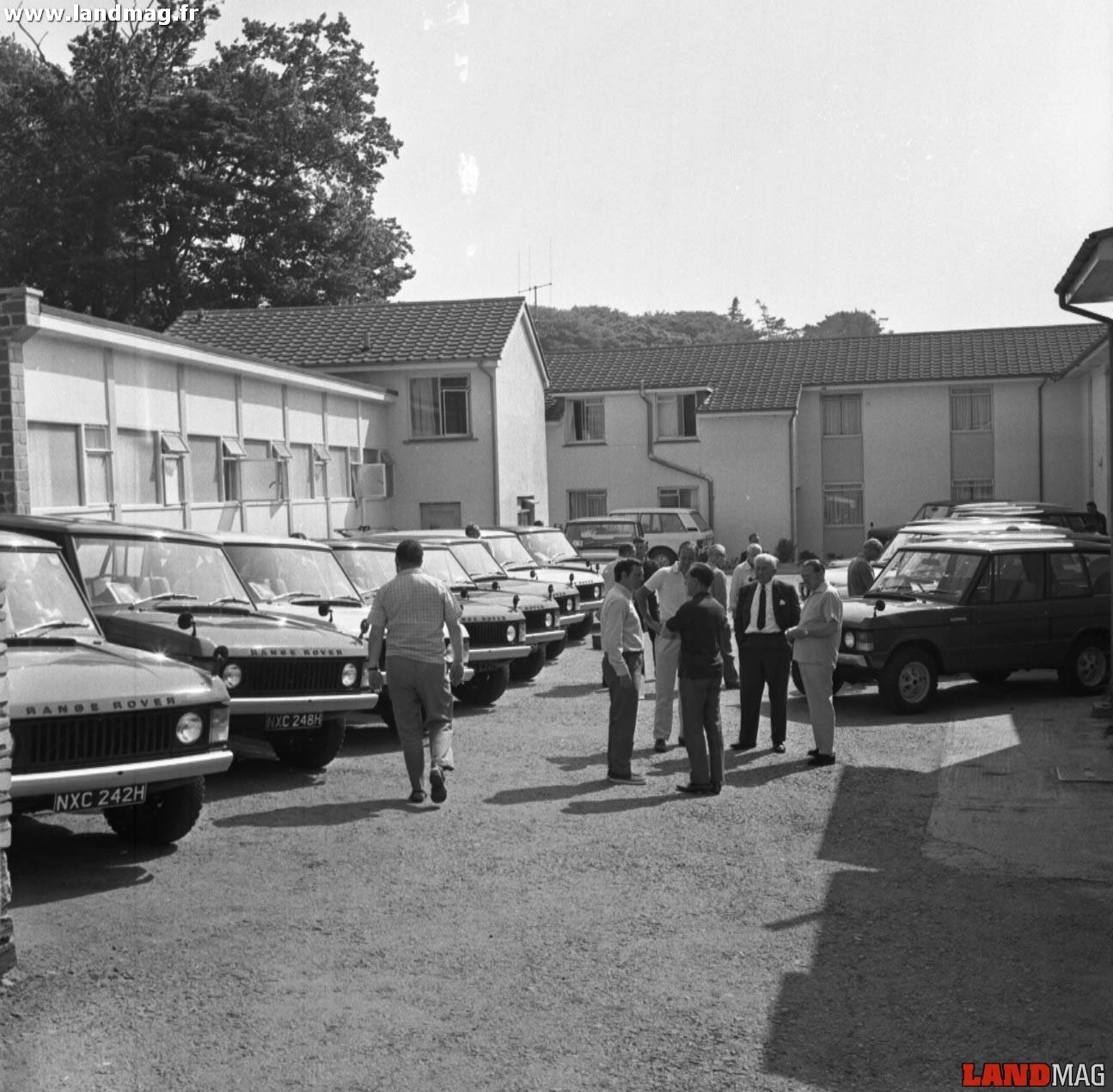 Lors des essais presse du tout nouveau Range Rover, en juin 1970 !