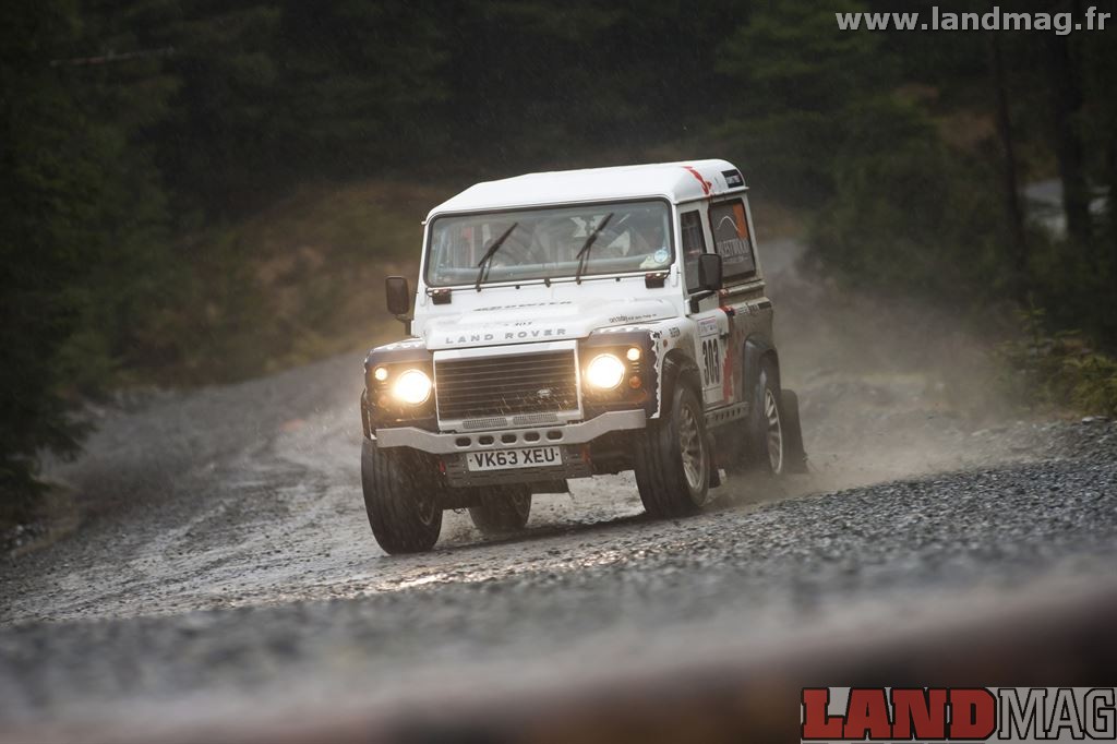 426_Land_Rover_Challenge_Rnd1_2014_LowRes