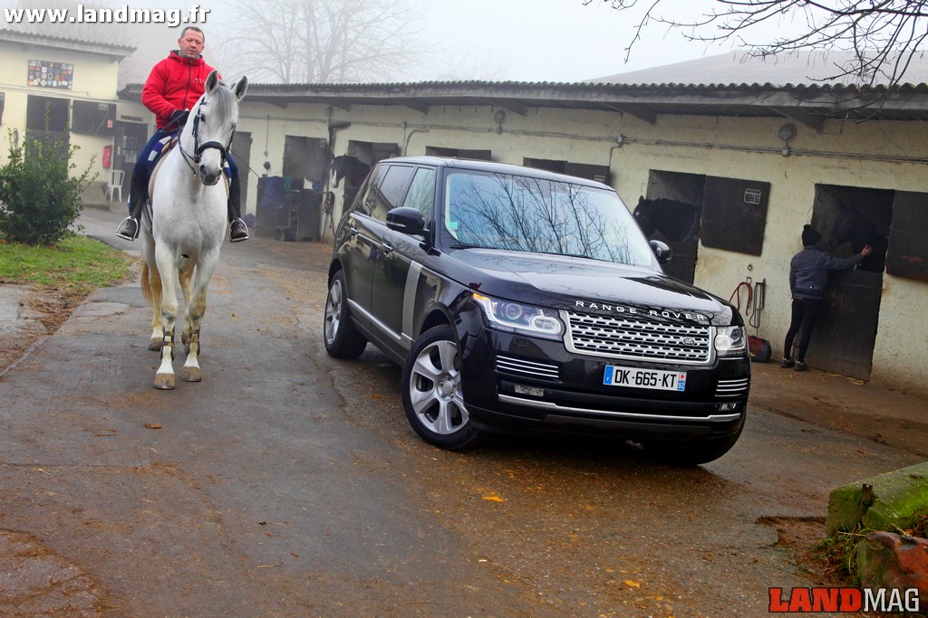 Essai : le Range Rover Hybrid LWB Autobiography