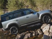 Land Rover: le nouveau Defender 130 sortira en 2023